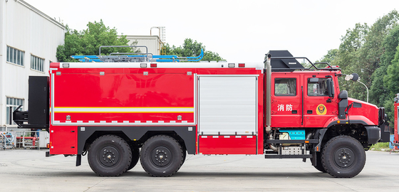 FAW Jiefang εξοπλισμός για όλα τα εδάφη Πυροσβεστικό φορτηγό Εξειδικευμένο όχημα Εργοστάσιο της Κίνας