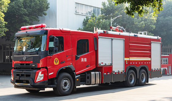 Volvo ξηρή χημική σκόνη συνδυασμένο πυροσβεστικό φορτηγό Εξειδικευμένο όχημα Κίνα εργοστάσιο