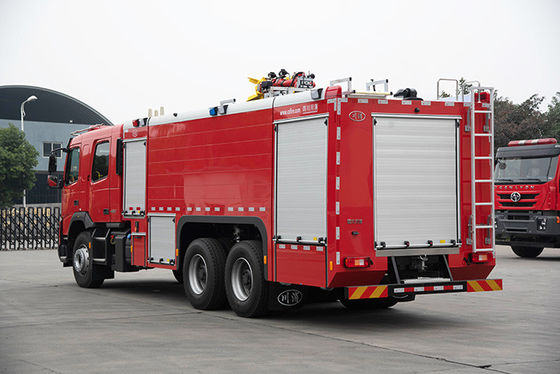 Βαρέων καθηκόντων πυροσβεστικό όχημα βυτιοφόρων νερού Volve με το νερό 12000L